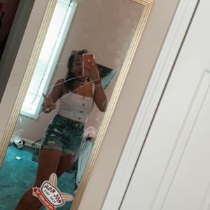 Meet your Posher, Kelsie